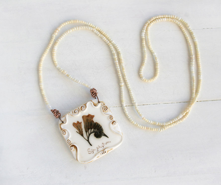 I Create Nature And Nostalgia Inspired Jewelry With Real Pressed Flowers I Create Nature And Nostalgia Inspired Jewelry With Real Pressed Flowers