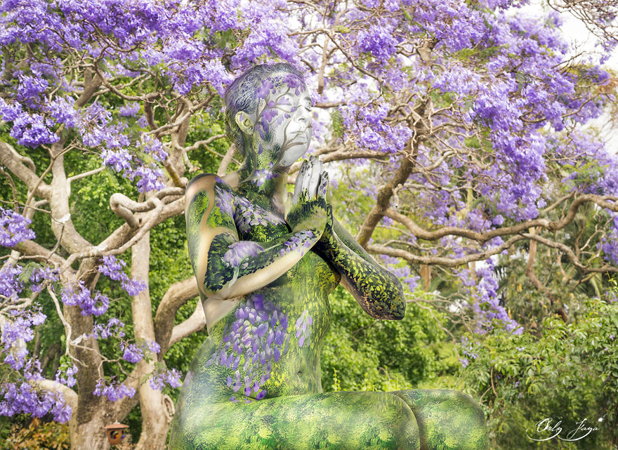 I Paint People Into The World