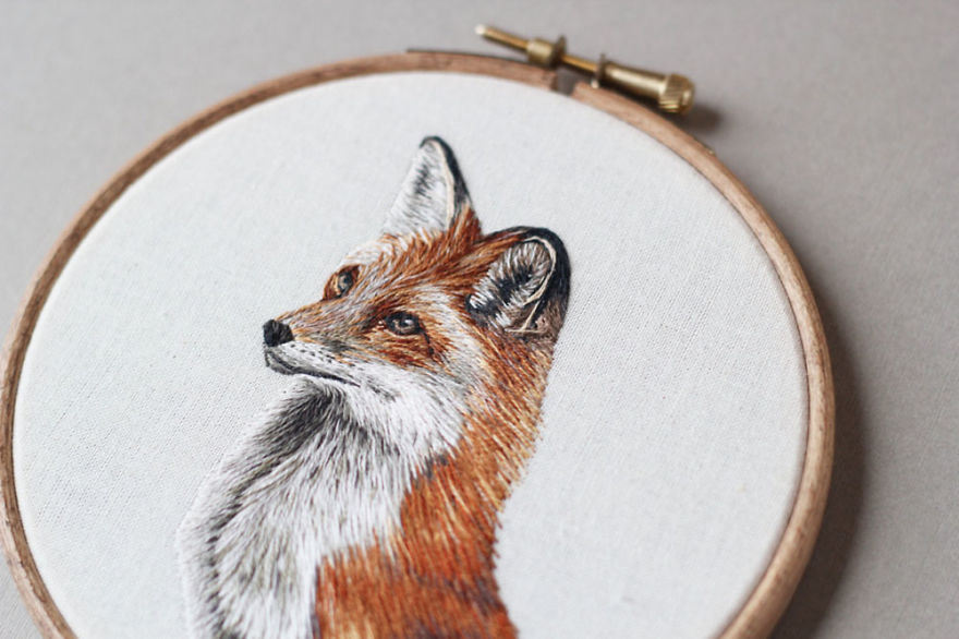 I Transform Pets Into Hand-Embroidered Portraits I Transform Pets Into Hand-Embroidered Portraits