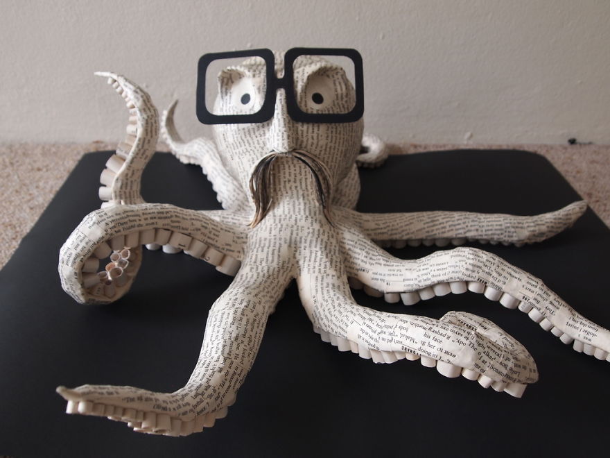 I Cut Old Books Into Hundreds Of Strips, Scales, And Curls, And Turn Them Into Animal Sculptures I Cut Old Books Into Hundreds Of Strips, Scales, And Curls, And Turn Them Into Animal Sculptures