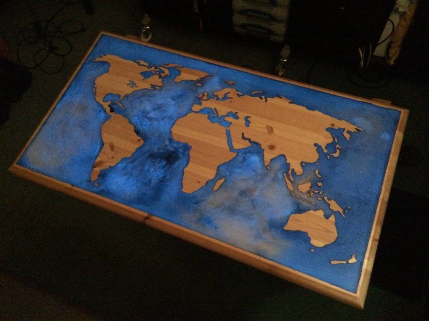 I Turned My Old Coffee Table In A Glow-In-The-Dark Epoxy Map Of The World