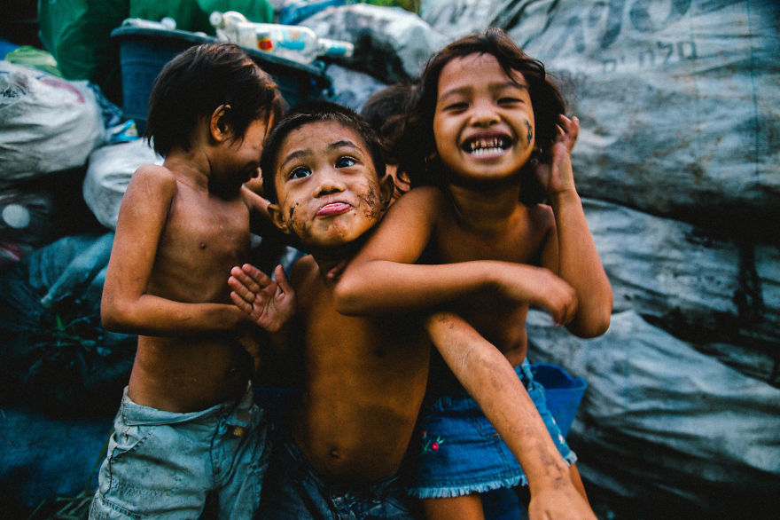 I’ve Been Photographing Slums To Show That Life In Poverty Is Not What You Think Of