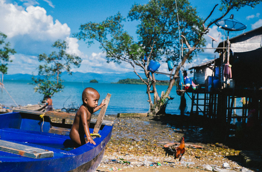 I’ve Been Photographing Slums To Show That Life In Poverty Is Not What You Think Of