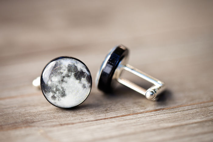 Space Jewelry That Lets You Carry A Piece Of The Cosmos With You Space Jewelry That Lets You Carry A Piece Of The Cosmos With You