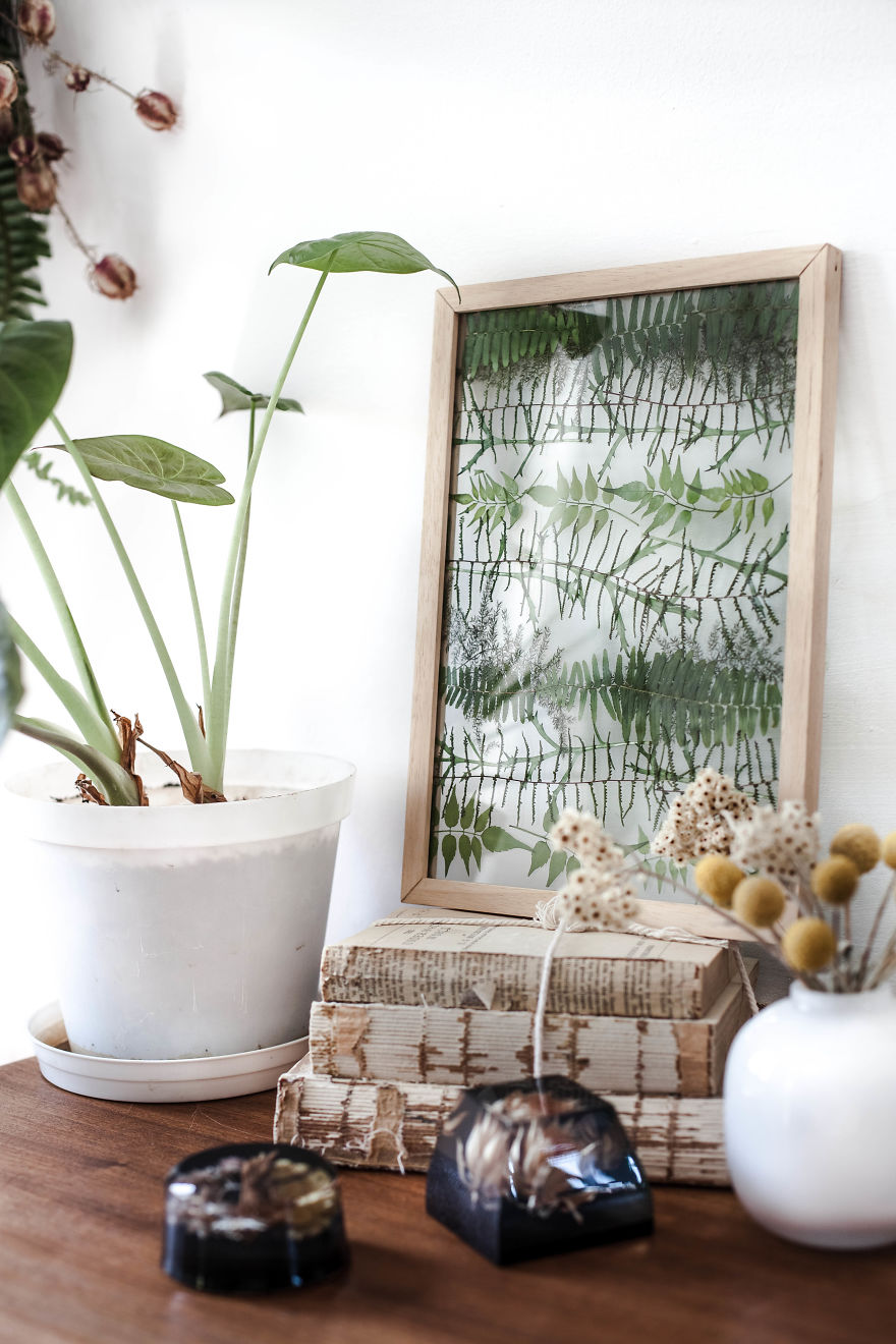 I Create Art From Dried Leaves And Flowers I Create Art From Dried Leaves And Flowers