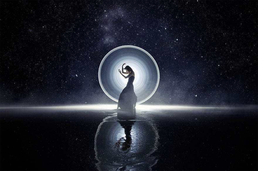 Light-Painting: We Travel Around The World To Create Fantasy Portraits Light-Painting: We Travel Around The World To Create Fantasy Portraits