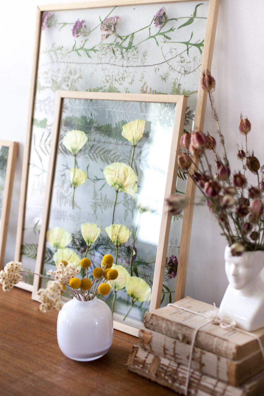 I Create Art From Dried Leaves And Flowers