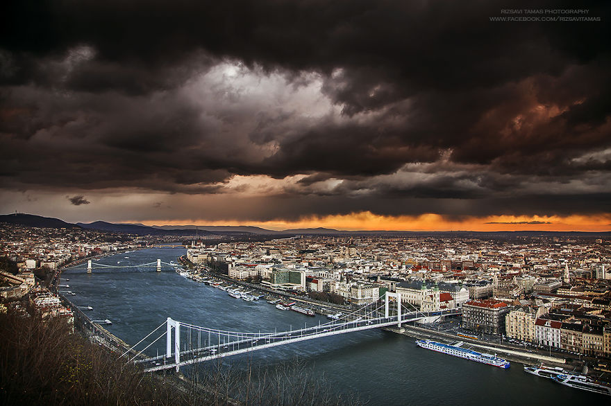I Risk My Life To Photograph My Hometown Budapest From The Best Angle