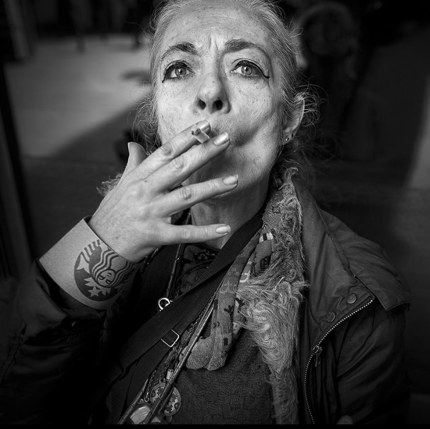 I Photograph The Constantly Changing Street Life Of Istanbul