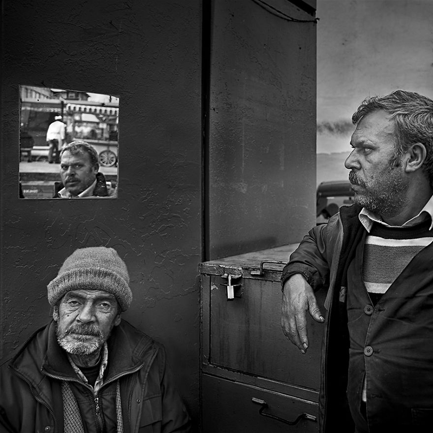 I Photograph The Constantly Changing Street Life Of Istanbul