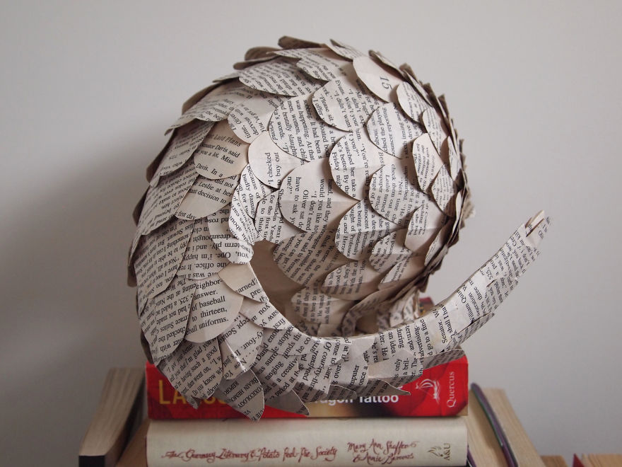 I Cut Old Books Into Hundreds Of Strips, Scales, And Curls, And Turn Them Into Animal Sculptures I Cut Old Books Into Hundreds Of Strips, Scales, And Curls, And Turn Them Into Animal Sculptures