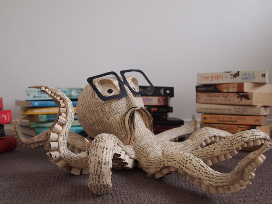 I Cut Old Books Into Hundreds Of Strips, Scales, And Curls, And Turn Them Into Animal Sculptures