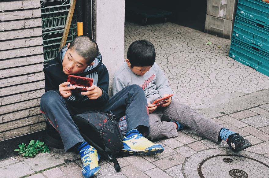 I Was Lucky To Capture The People Of Tokyo In The Boom Of Cherry Trees Blossoming I Was Lucky To Capture The People Of Tokyo In The Boom Of Cherry Trees Blossoming
