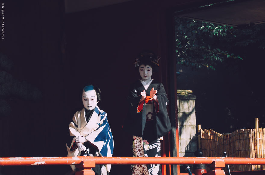 I Was Lucky To Capture The People Of Tokyo In The Boom Of Cherry Trees Blossoming I Was Lucky To Capture The People Of Tokyo In The Boom Of Cherry Trees Blossoming