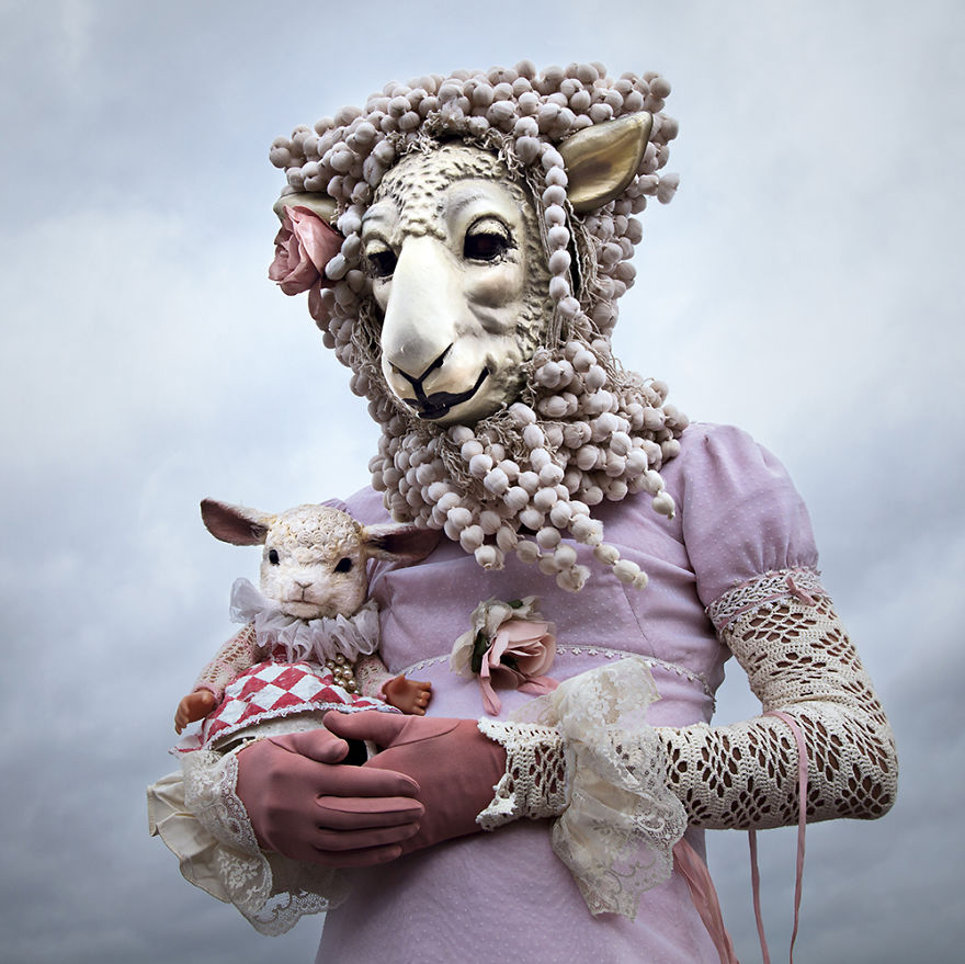 Post-Mortem Fairy Tales Featuring Dead Animals As Fantasy Characters (part 4)