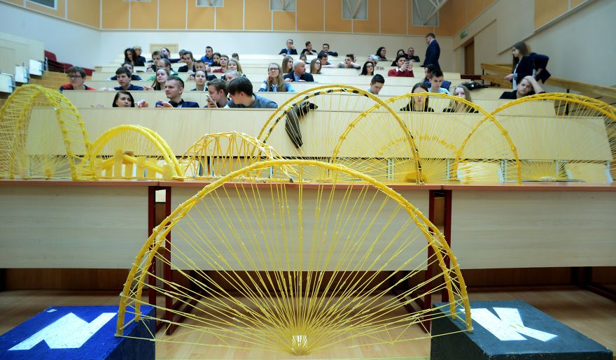 Using Only Pasta And Glue, Students Build Bridges Capable Of Carrying At Least 251kg Using Only Pasta And Glue, Students Build Bridges Capable Of Carrying At Least 251kg