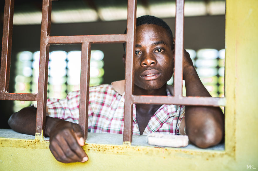 I Photographed What It&rsquo;s Like To Be Born, Live, And Grow Old In Haiti