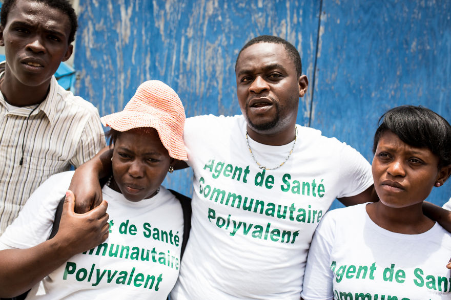 I Photographed What It&rsquo;s Like To Be Born, Live, And Grow Old In Haiti