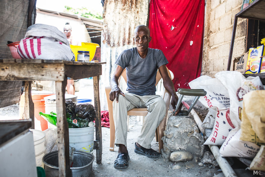 I Photographed What It’s Like To Be Born, Live, And Grow Old In Haiti I Photographed What It’s Like To Be Born, Live, And Grow Old In Haiti
