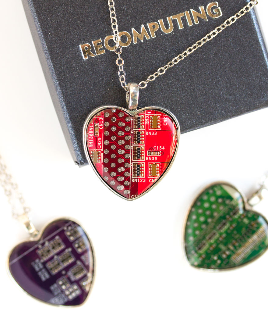 We Turn Old Computer Circuit Boards Into Modern Jewelry We Turn Old Computer Circuit Boards Into Modern Jewelry