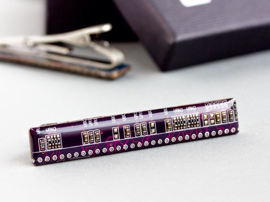 We Turn Old Computer Circuit Boards Into Modern Jewelry We Turn Old Computer Circuit Boards Into Modern Jewelry