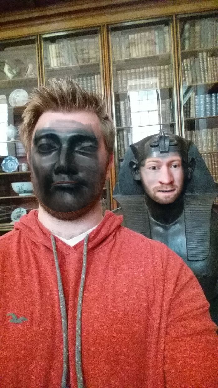 My Friend Went To The Museum And Tried Face Swap, The Result Is Hilarious (11 Pics)