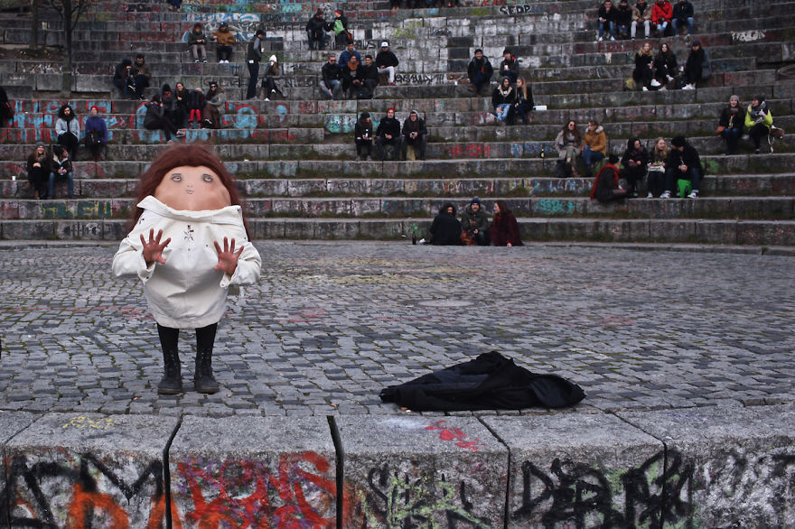 I Travel Around The World Taking Photos Of My Secret Friends