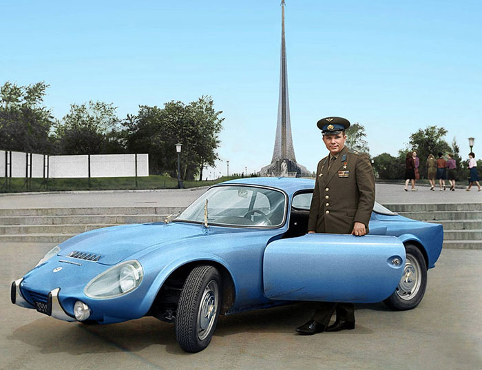 67 Old Colorized Photos Reveal The Life Of Russian People Between 1900-1965