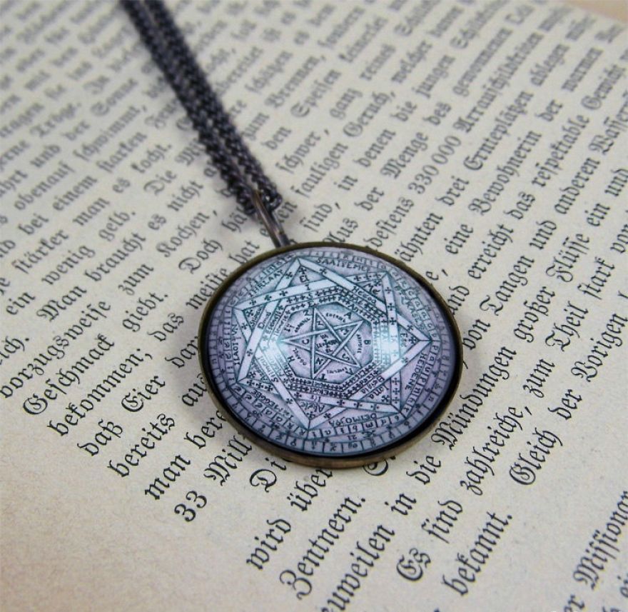 Studio Hibernacula Creates Hand Made Occult And Spiritual Wonders You Can Wear Every Day! Studio Hibernacula Creates Hand Made Occult And Spiritual Wonders You Can Wear Every Day!