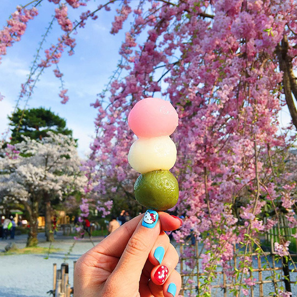 Hanami Dango, Japan
