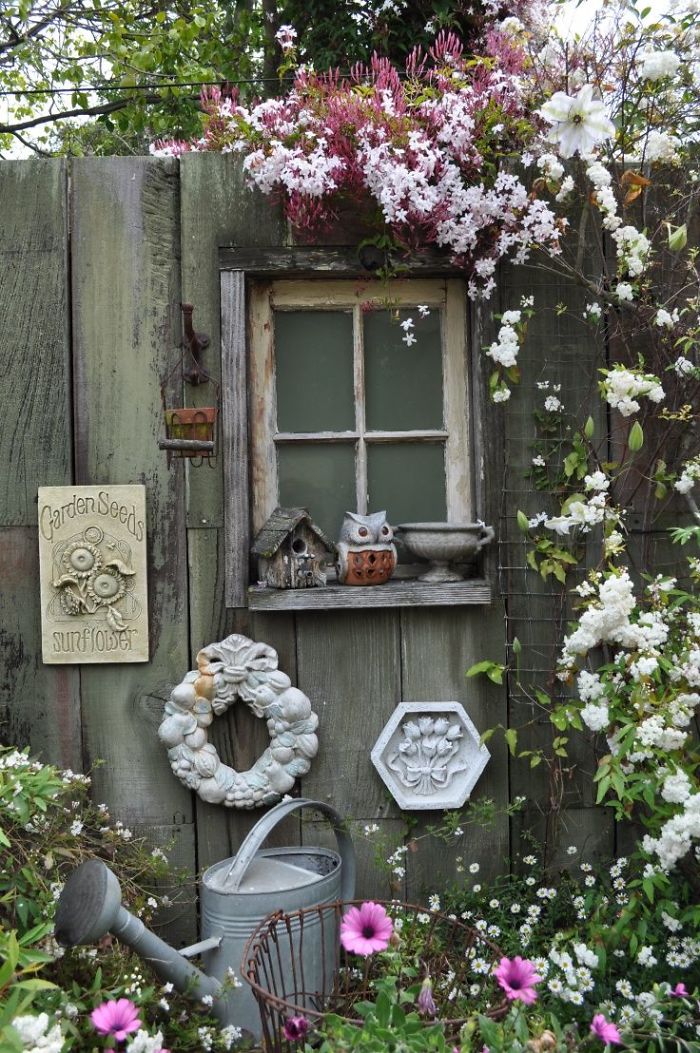 Old Window Fence Decor