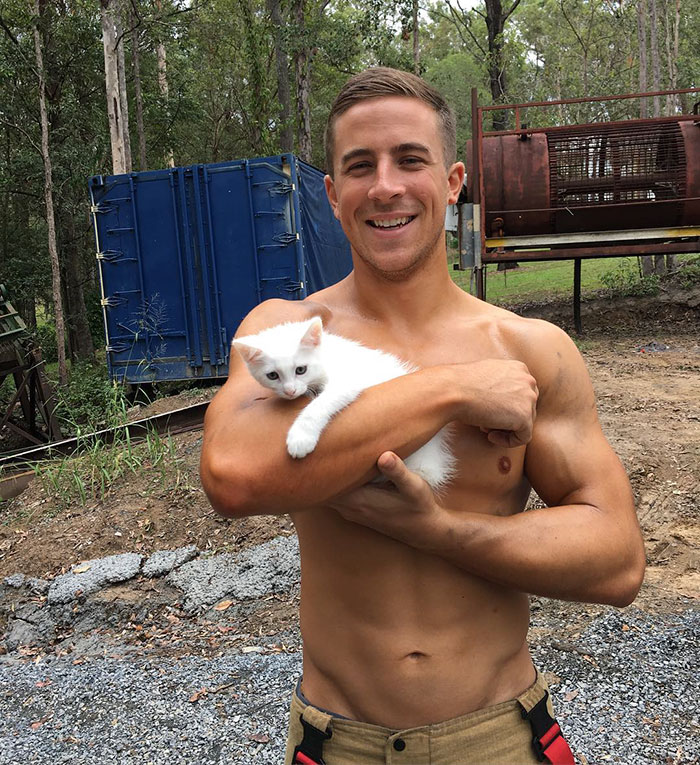 hot-firefighters-with-puppies-calendar-charity-australia-4 hot-firefighters-with-puppies-calendar-charity-australia-4