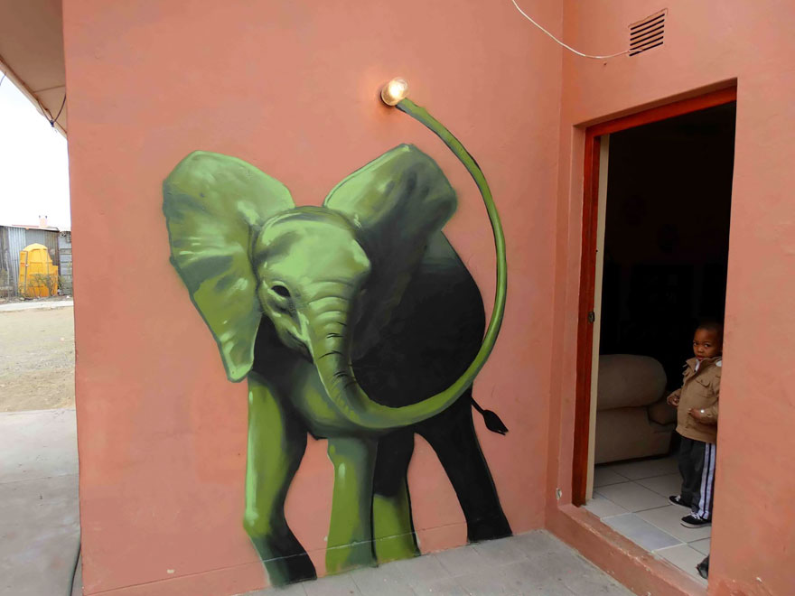 interactive-elephant-street-art-falco-one-south-africa-1 interactive-elephant-street-art-falco-one-south-africa-1