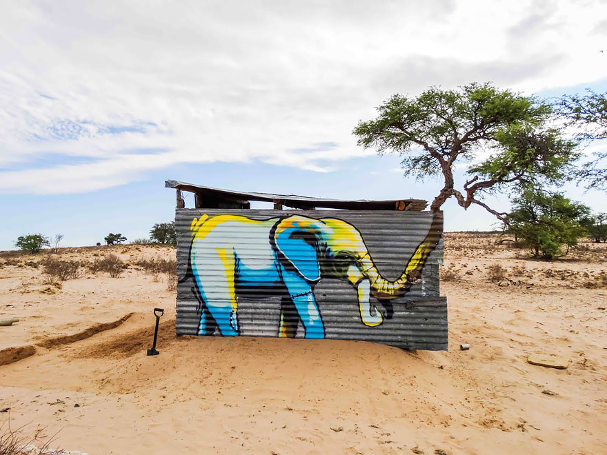 interactive-elephant-street-art-falco-one-south-africa-10 interactive-elephant-street-art-falco-one-south-africa-10