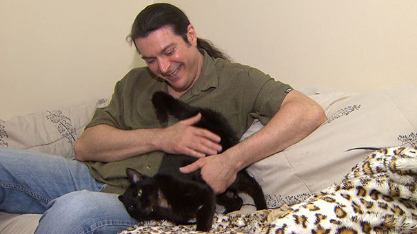 rescue-cat-injured-trucker-bb-8-dennis-mcdonald-5 rescue-cat-injured-trucker-bb-8-dennis-mcdonald-5