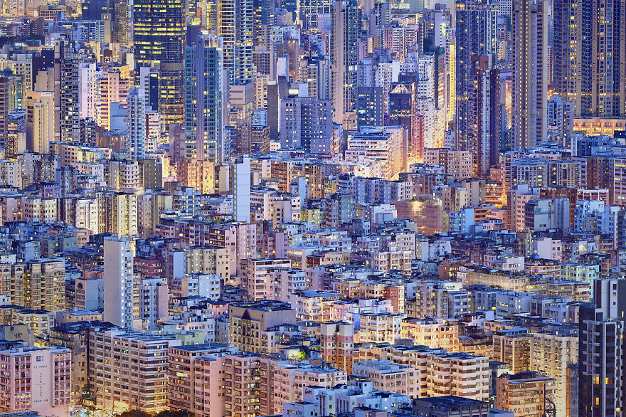 The Blue Moment: I Photograph The Atmosphere Of Hong Kong During Last Minutes Of Dusk