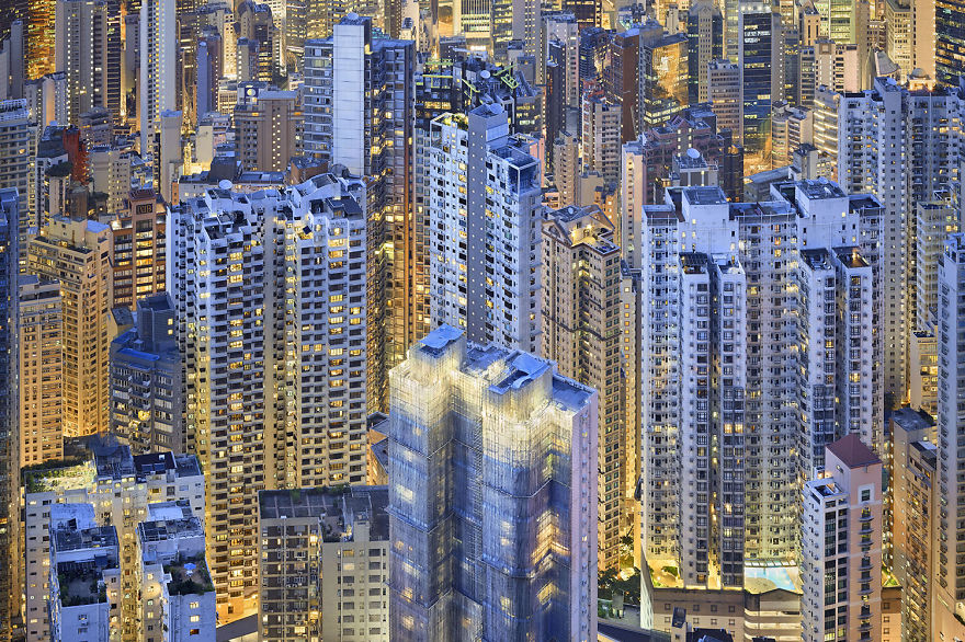 The Blue Moment: I Photograph The Atmosphere Of Hong Kong During Last Minutes Of Dusk