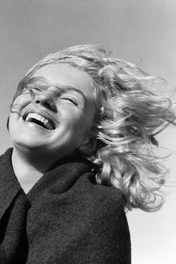 young-marilyn-monroe-norma-jeane-dougherty-andre-de-dienes-malibu-20