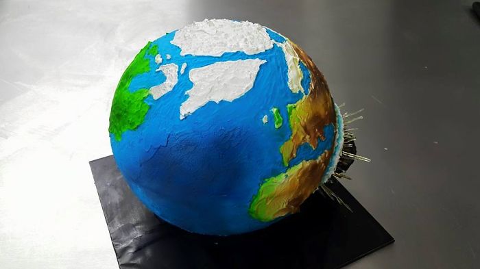 Comet Hitting Earth Cake