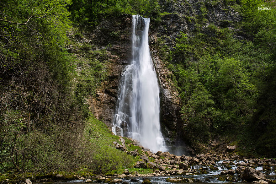 Oniore Waterfall