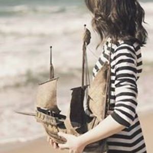 elena-hovhannisyan avatar