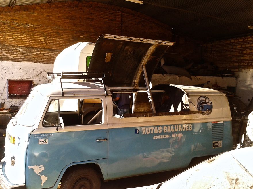 I Turned My Van Into A Food Truck To Travel Around The World I Turned My Van Into A Food Truck To Travel Around The World