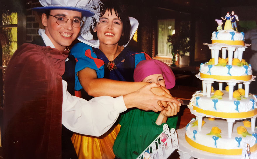 Over 20 Year Ago Snow White And Prince Charming Got Married In Real Life