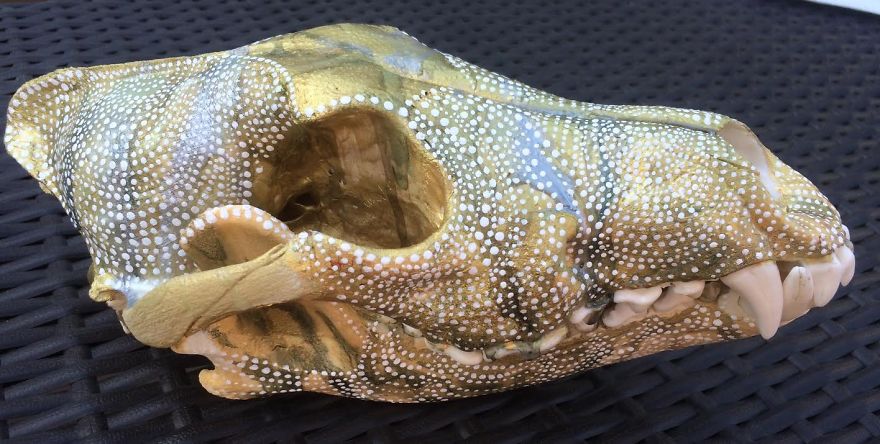 I Decorate Skulls With Golden Mandalas To Honour Fallen Creatures I Decorate Skulls With Golden Mandalas To Honour Fallen Creatures
