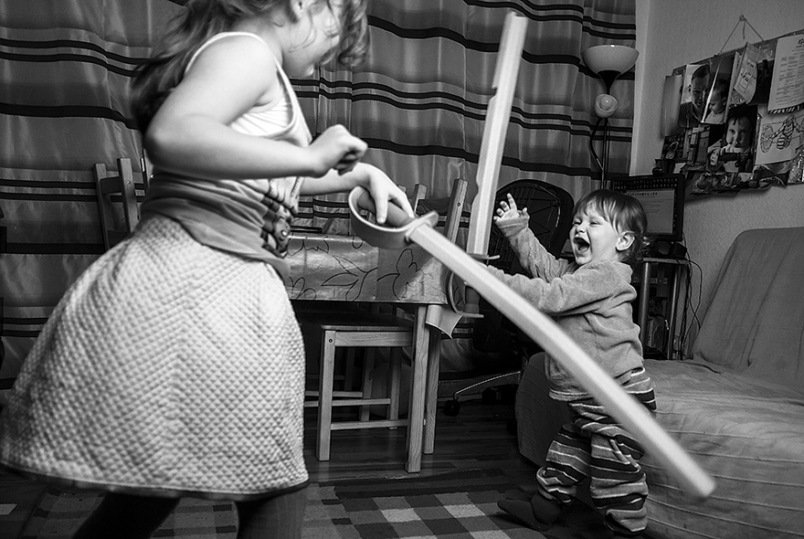 I Document My Kids Life With One Picture A Day