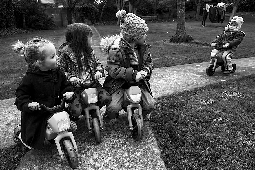 I Document My Kids Life With One Picture A Day