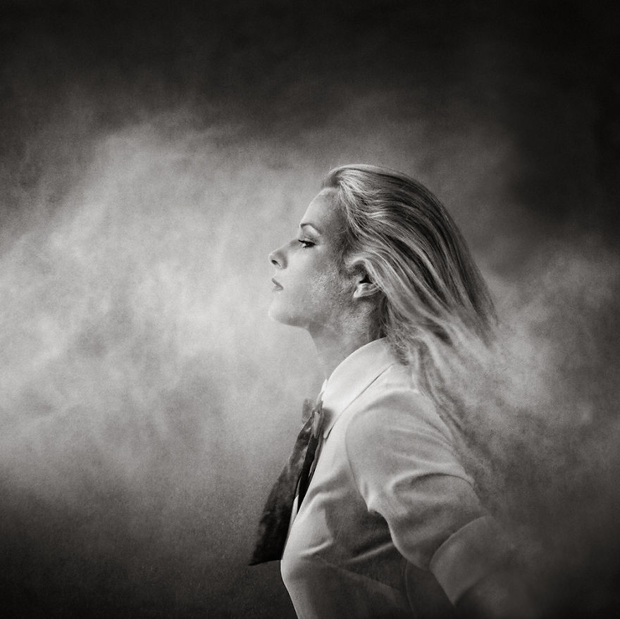 I Create Black And White Fine Art Portraits That Reveal People's Inner Faces