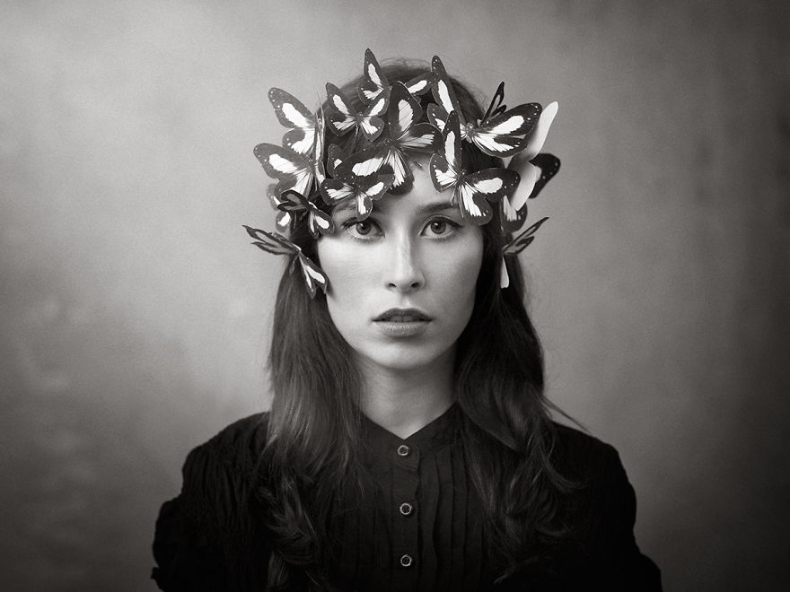 I Create Black And White Fine Art Portraits That Reveal People's Inner Faces