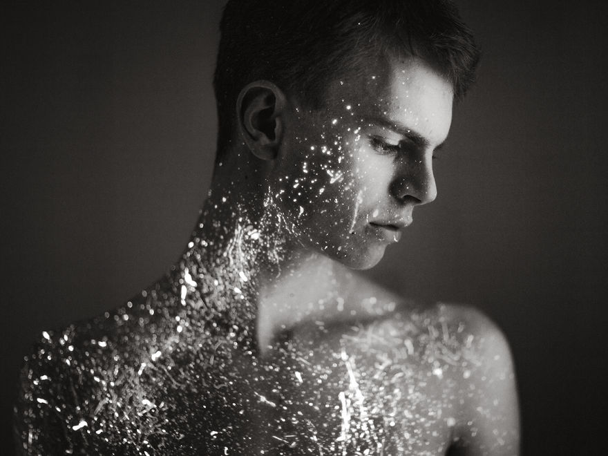 I Create Black And White Fine Art Portraits That Reveal People's Inner Faces