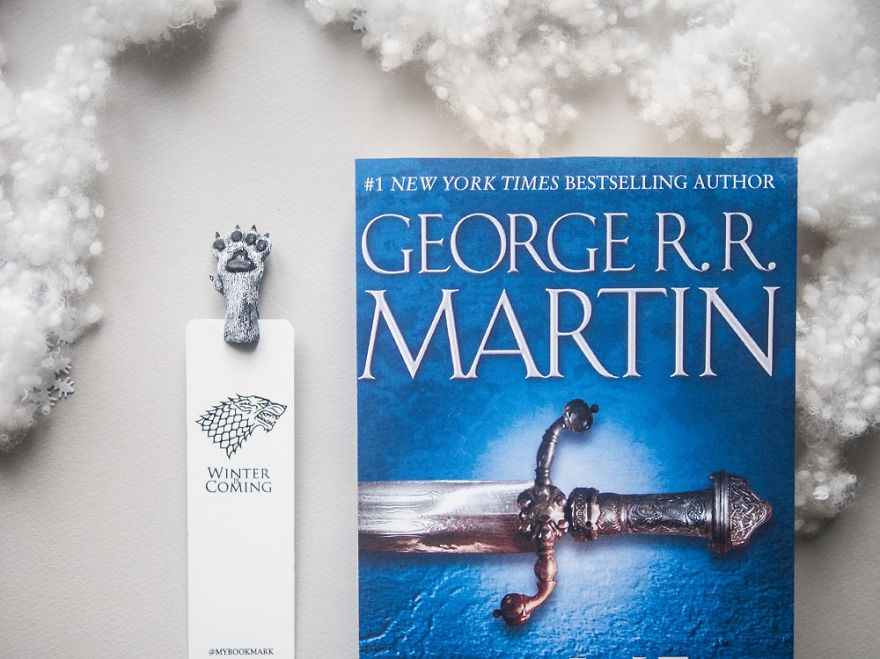 Cute Bookmarks That Make Tiny Legs Stick Out Of Your Book (Part 2) Cute Bookmarks That Make Tiny Legs Stick Out Of Your Book (Part 2)